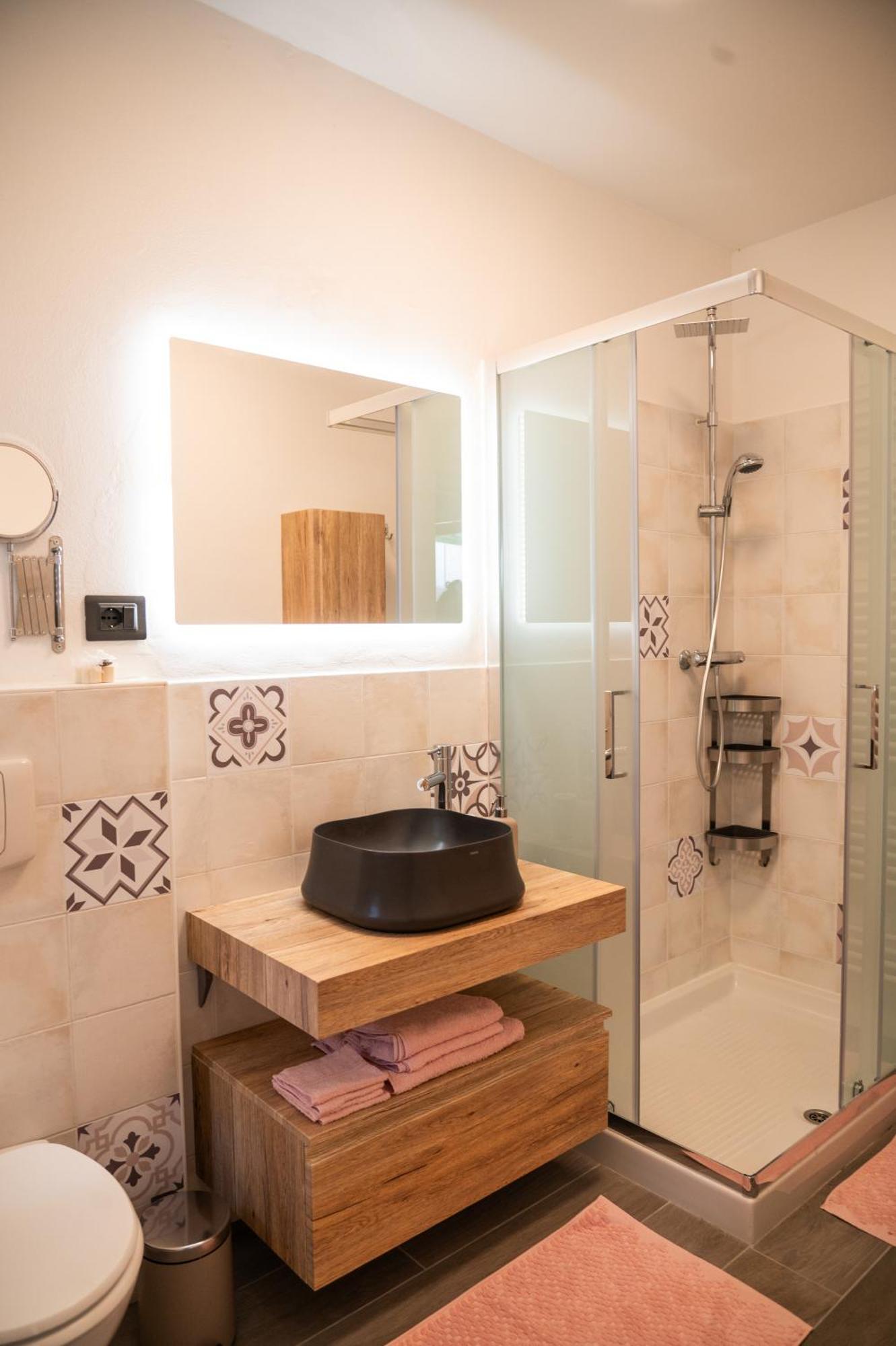 Alfio'S Alpen Suite Roncone Bagian luar foto