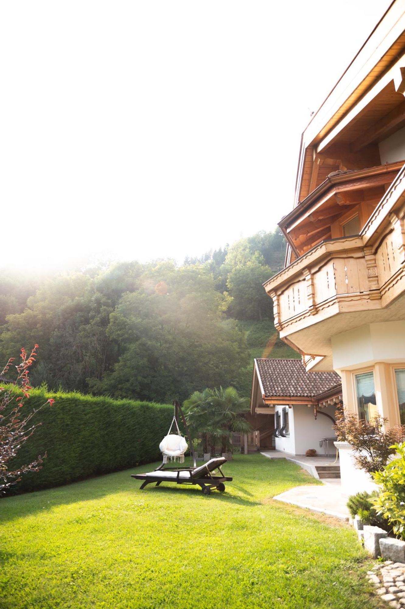 Alfio'S Alpen Suite Roncone Bagian luar foto