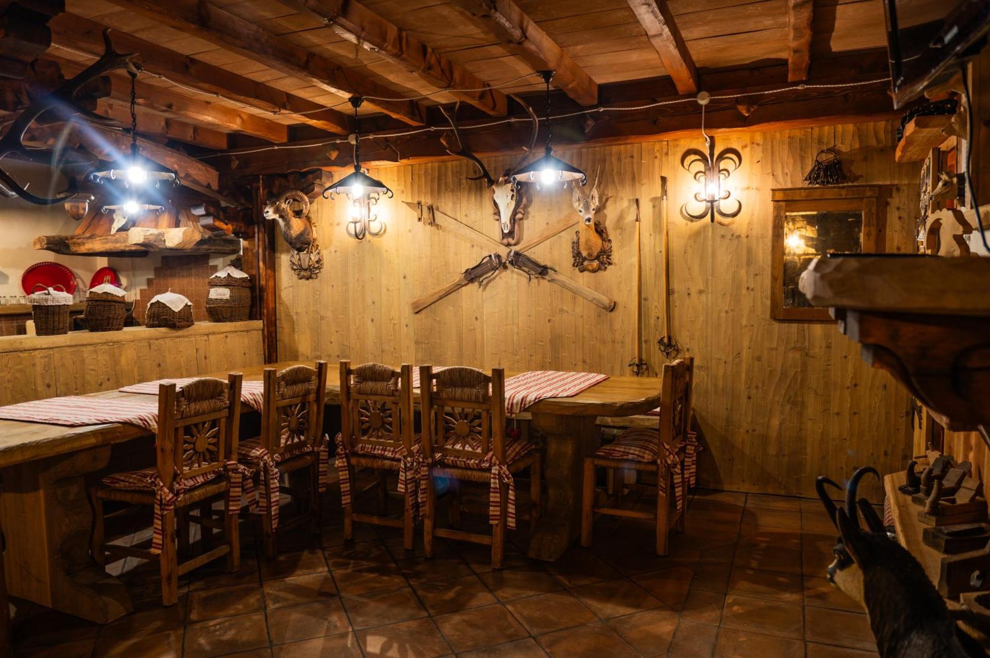 Alfio'S Alpen Suite Roncone Bagian luar foto